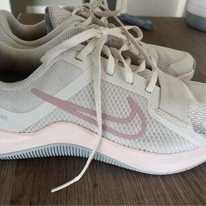 Nike Women's Light Pink and White Athletic Shoes